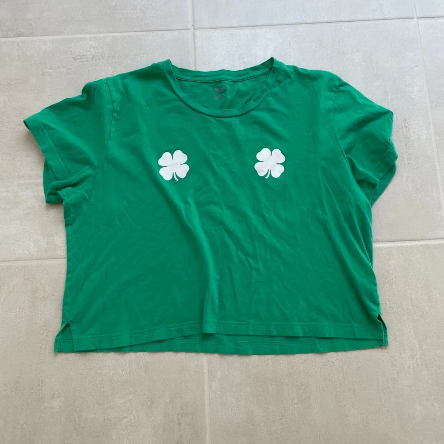 VS Pink Irish you were here shamrock graphic crop top tee XL TS 1952 Green - Image 10