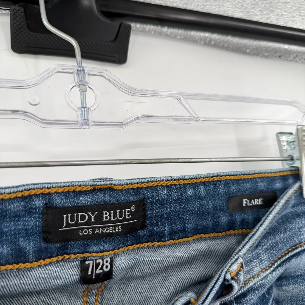 Judy blue button fly flare jeans 7/28 - Image 3