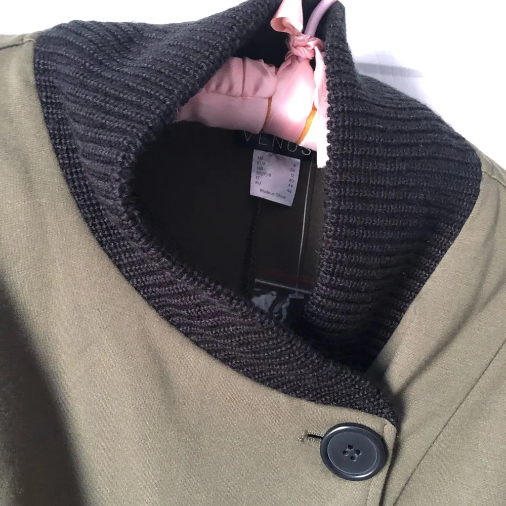 NWOT new Chic Olive Green Asymmetrical button Coat with knit collar & cuff sz 6 - Image 9