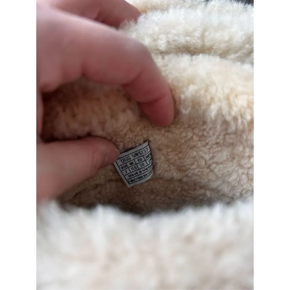 UGG Womens Boots Size 6 Elijo Bone White Nubuck Leather Sherpa Fur Slip On 5137 - Image 4