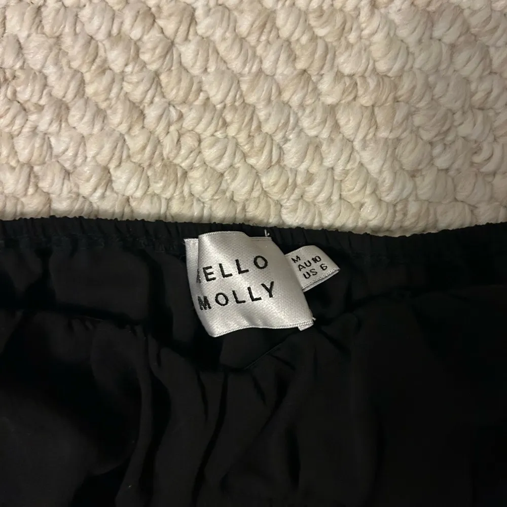 NWOT Hello Molly Perfect Cabrioles Crop Top Black - Image 7