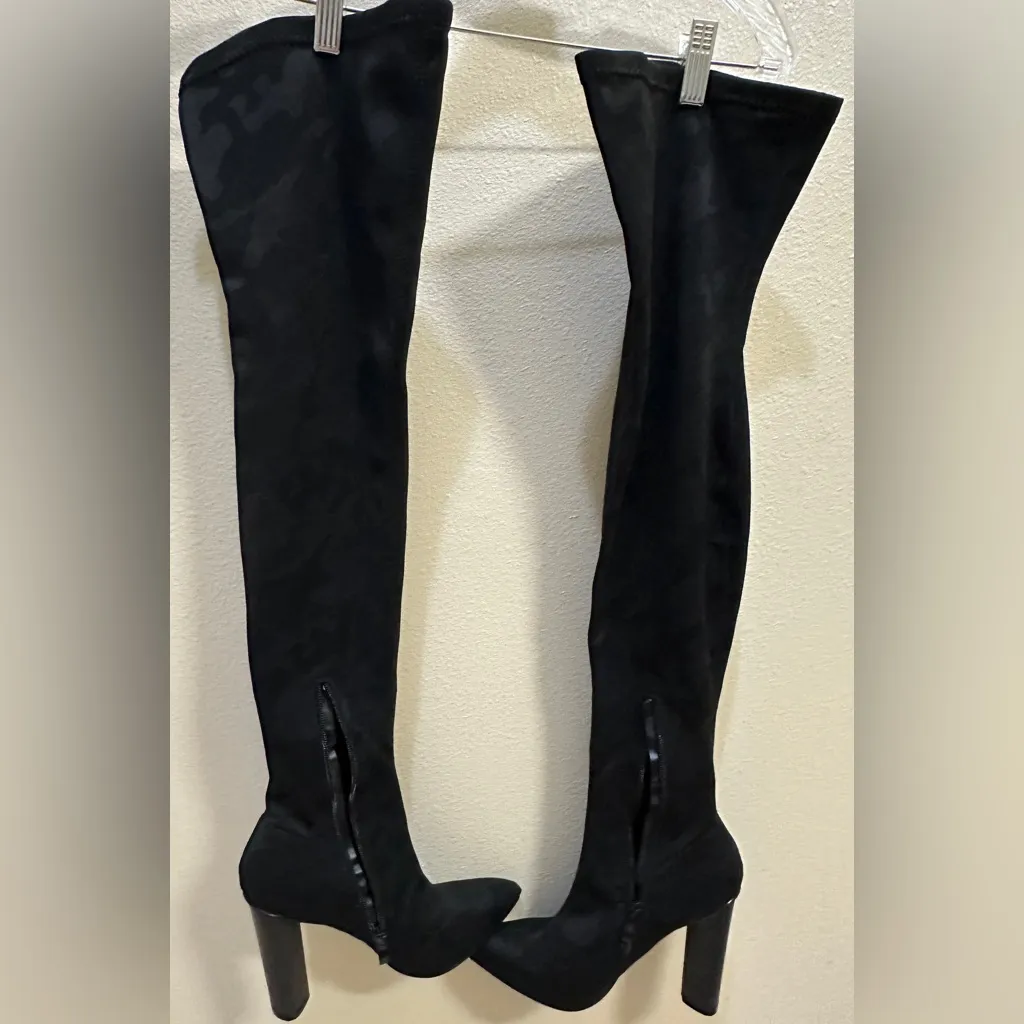 Glaze Black Camo Over the Knee Block Heel Boots Women's Sz 8 - Image 3