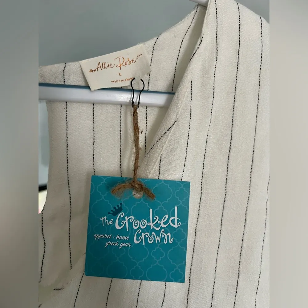 NWTs!!! The Crooked Crown: Allie Rose Linen & Viscose Striped Top (size: large) - Image 4