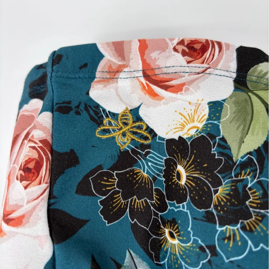 Johnny Was Teal Activewear athletic workout t-shirt short sleeve Top sz medium - Image 7