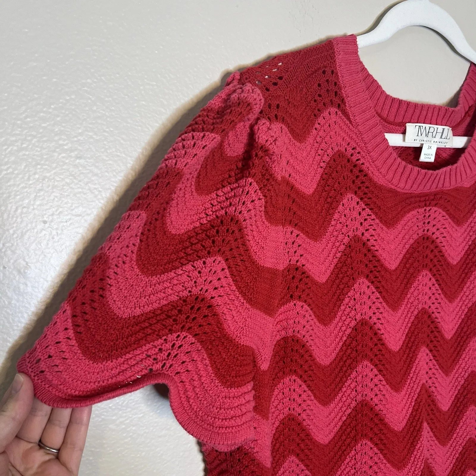 Women Knit Top Red Pink Valentine Scallop Stripe Maximalist Preppy Wavy Girly Size undefined - Image 3