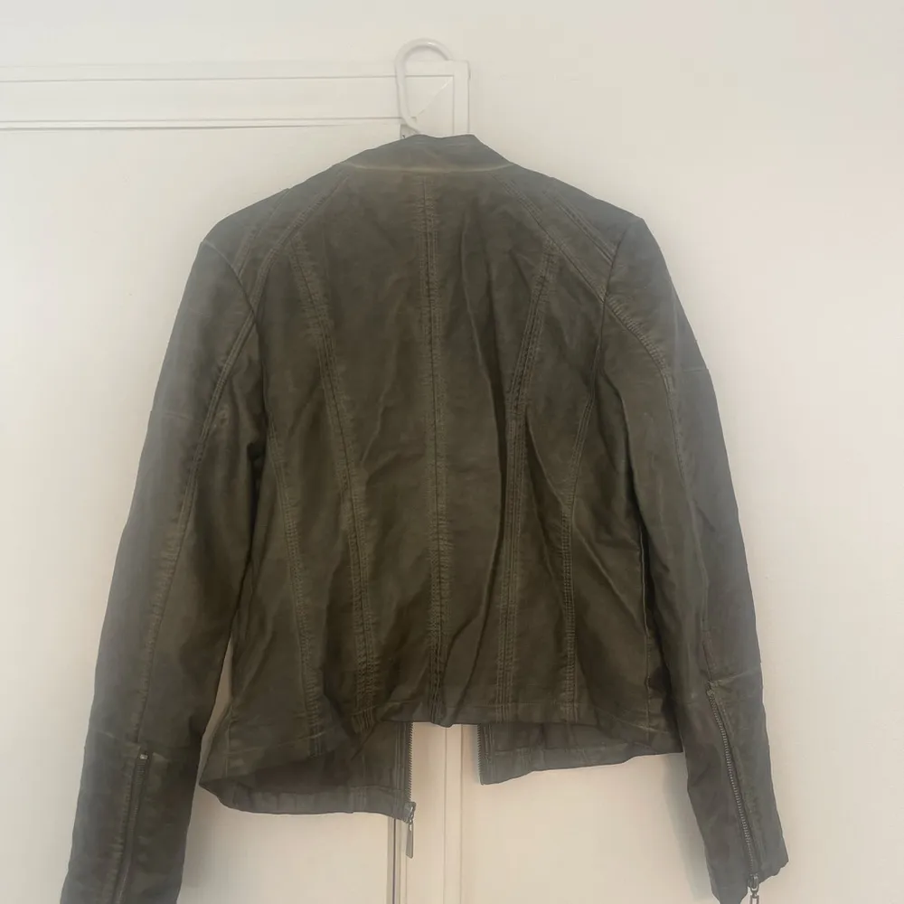 | dark green faux leather jacket - Image 4