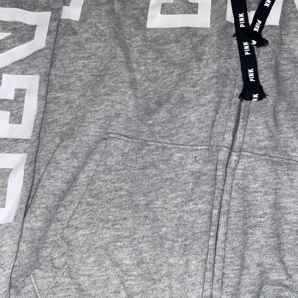 Gray PINK Hoodie - Image 9