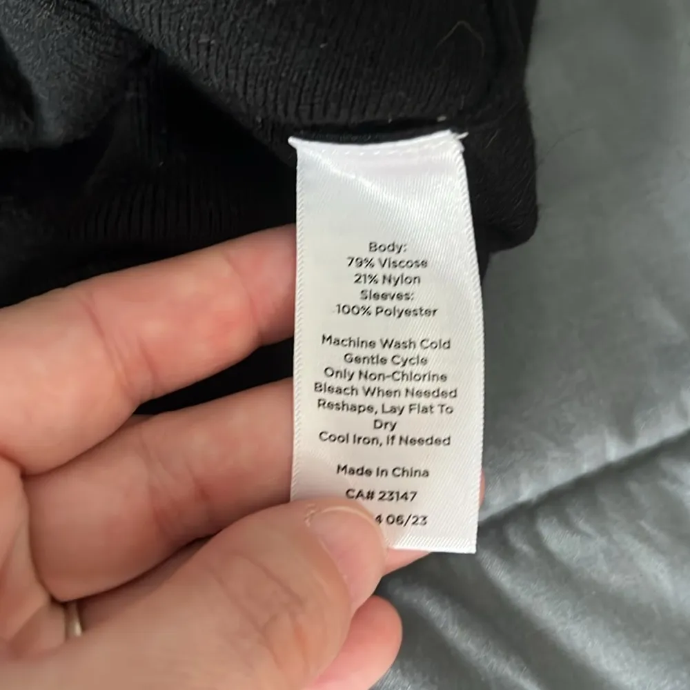 Talbots VNeck Puff Sleeve Sweater Size XL - Image 9