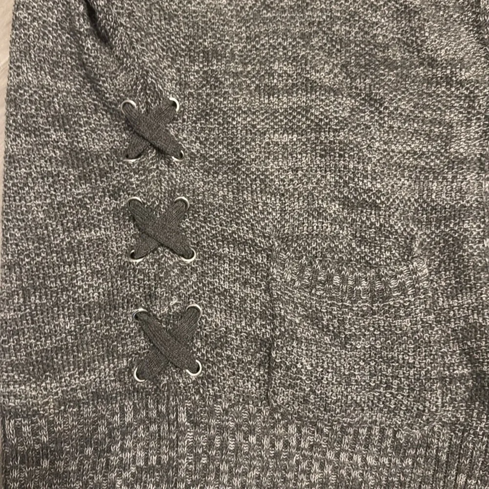 Gray Knit Cardigan - Image 6