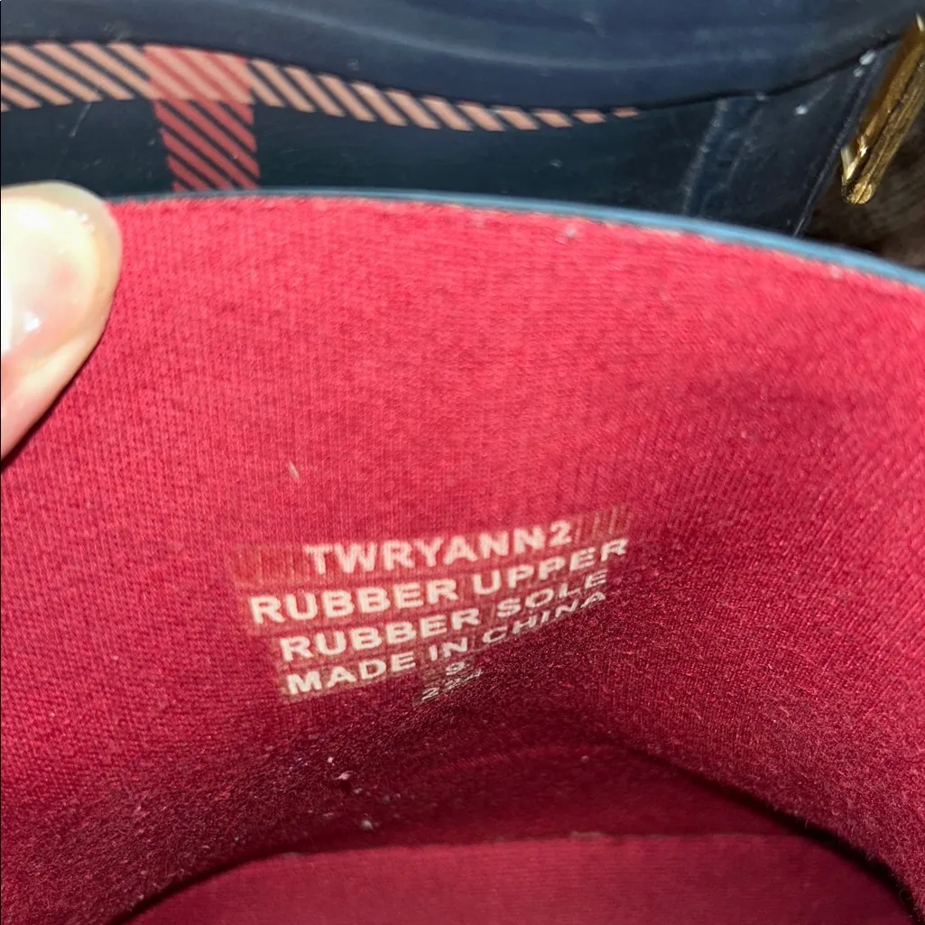 Tommy Hilfiger Blue  and Red Plaid Boots with Gold Zipper - Image 8