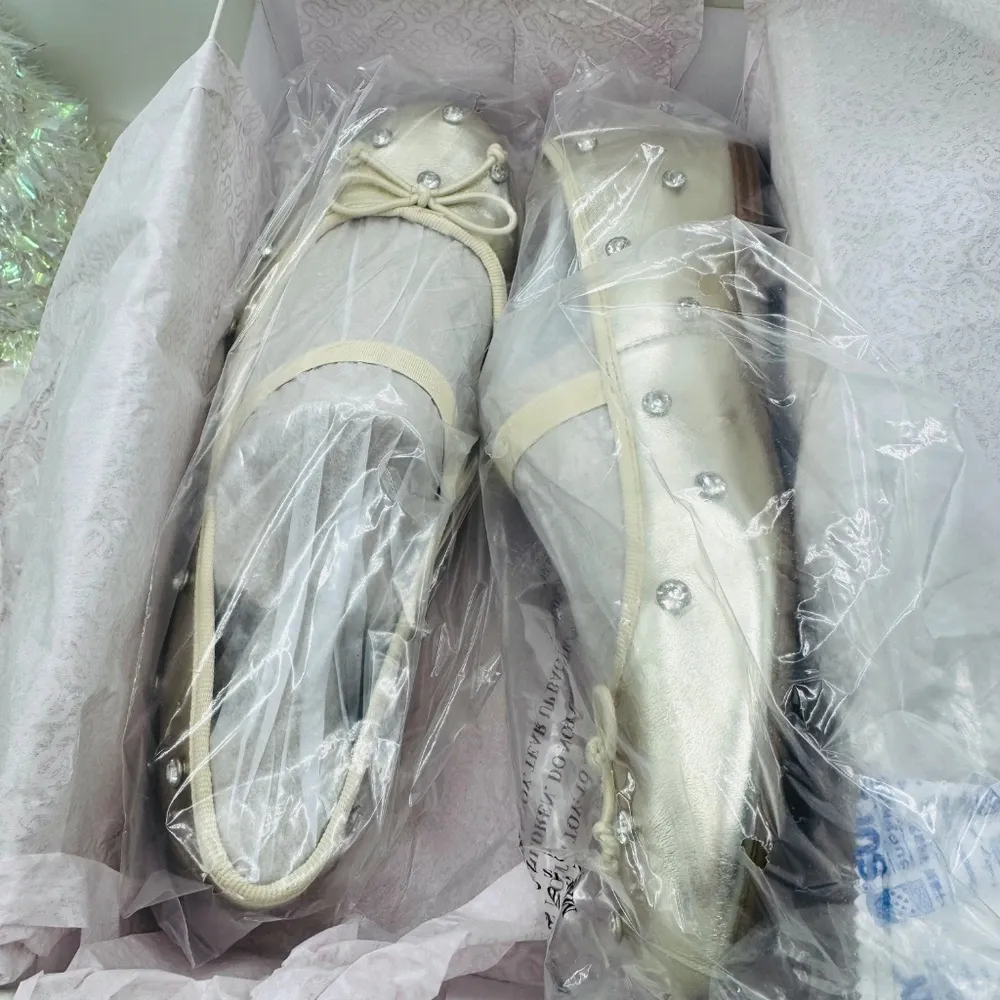 Bandolino Prity Studded Ballet Prity Studded Ballet size 9.5 - Image 5