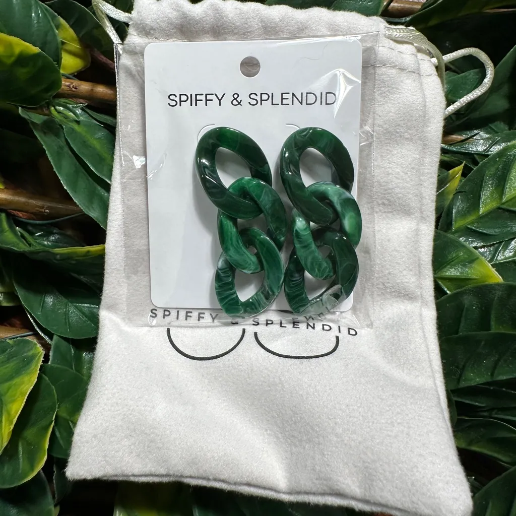 Spiffy and Splendid Green Chunky Earrings NEW - Image 2