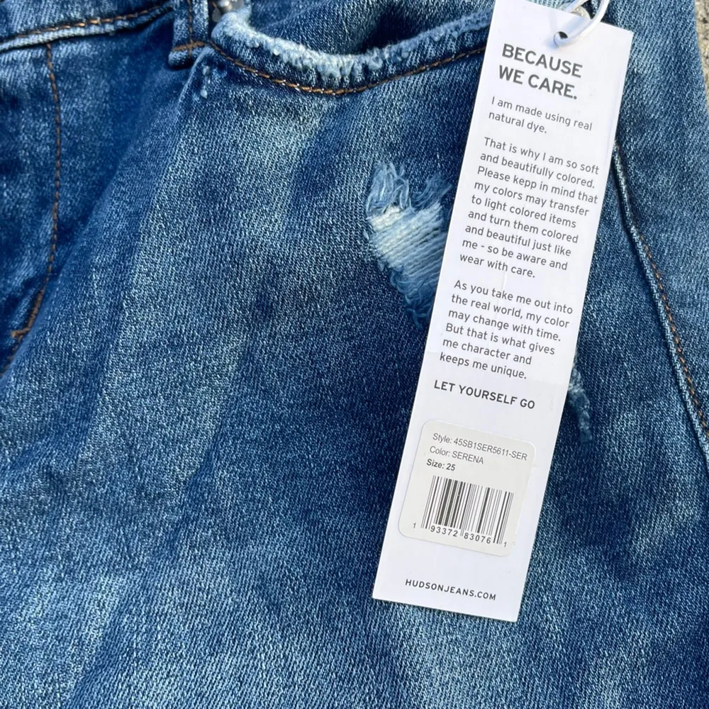 HUDSON Viceroy Distressed Jean Shorts size 25 - Image 4