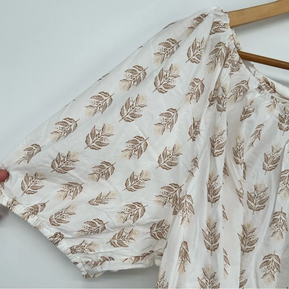 Old Navy White Floral Short Puff Sleeve Cutout Tie Back Blouse Top size XXL NWT - Image 4