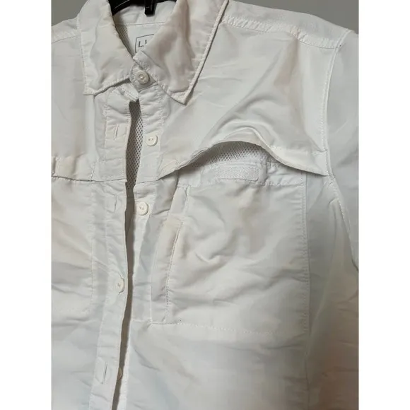 L.L. Bean white Button Up Shirt vented size S‎ - Image 4