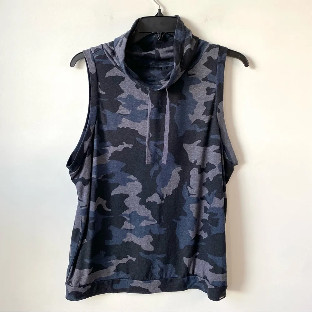 Prana Cozy Up Barmsee Cowlneck Tank Top Hemp Blend Blue Camo M - Image 4