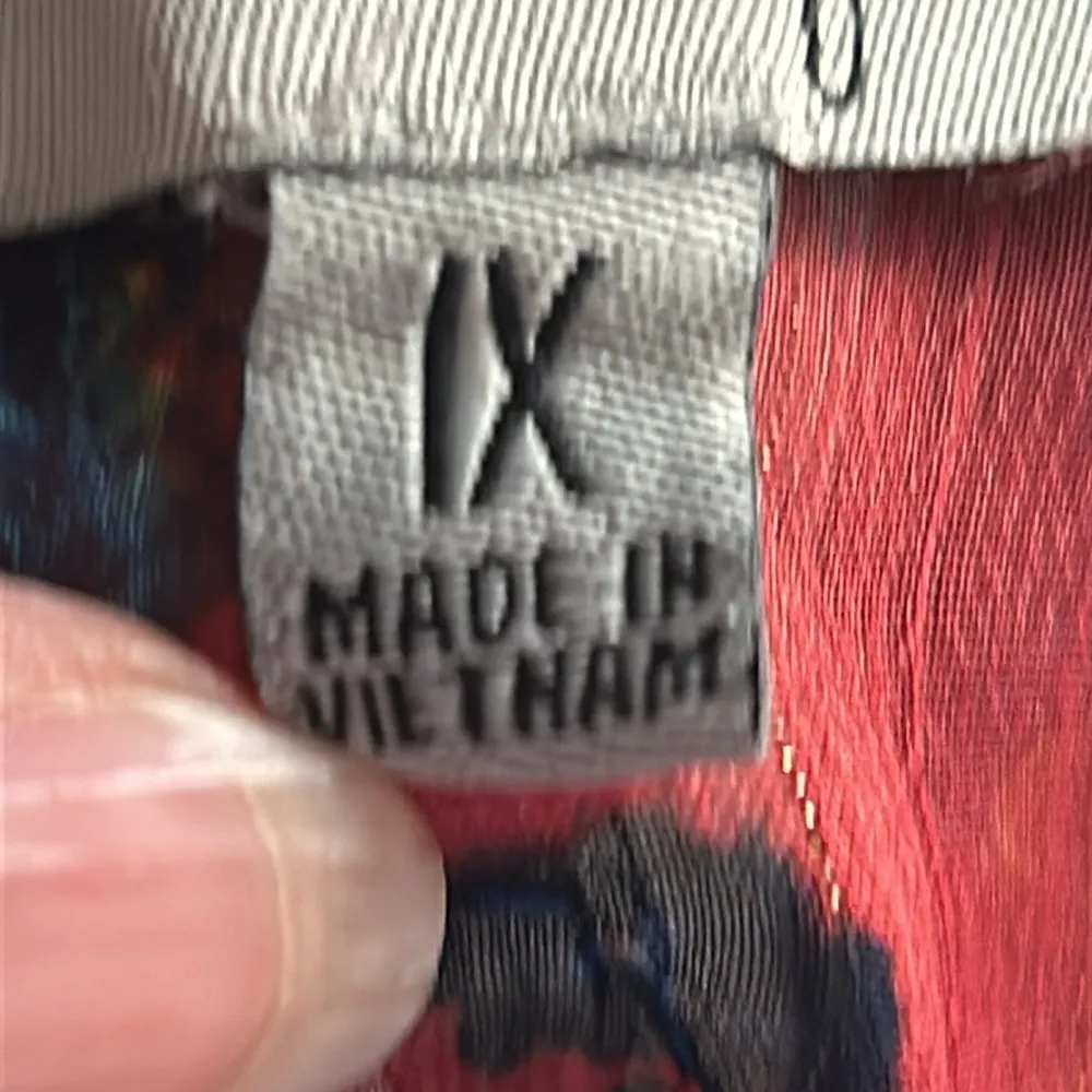 Figueroa & Flower Women’s Plus Size Semi - Image 9