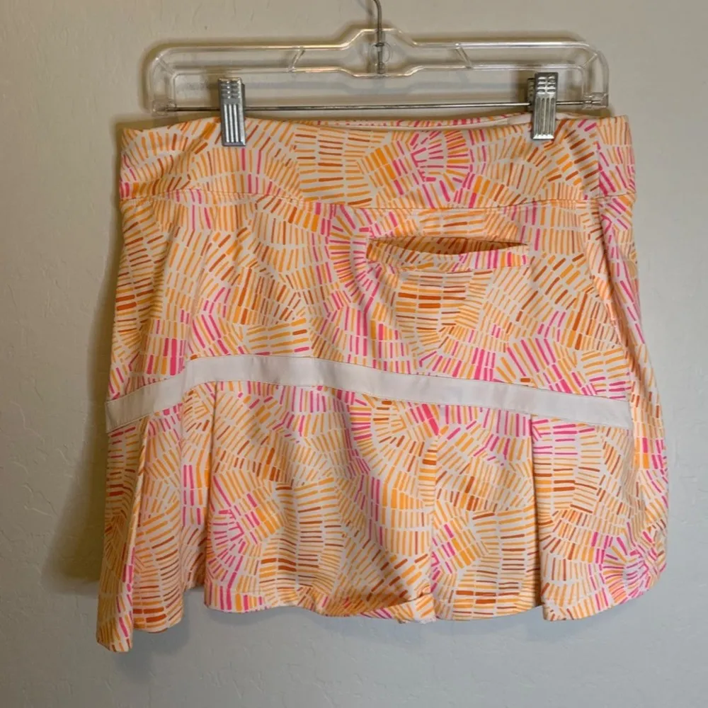 | Bogalicious Golf Dri-Fit Pleated Skort Size Medium - Image 4