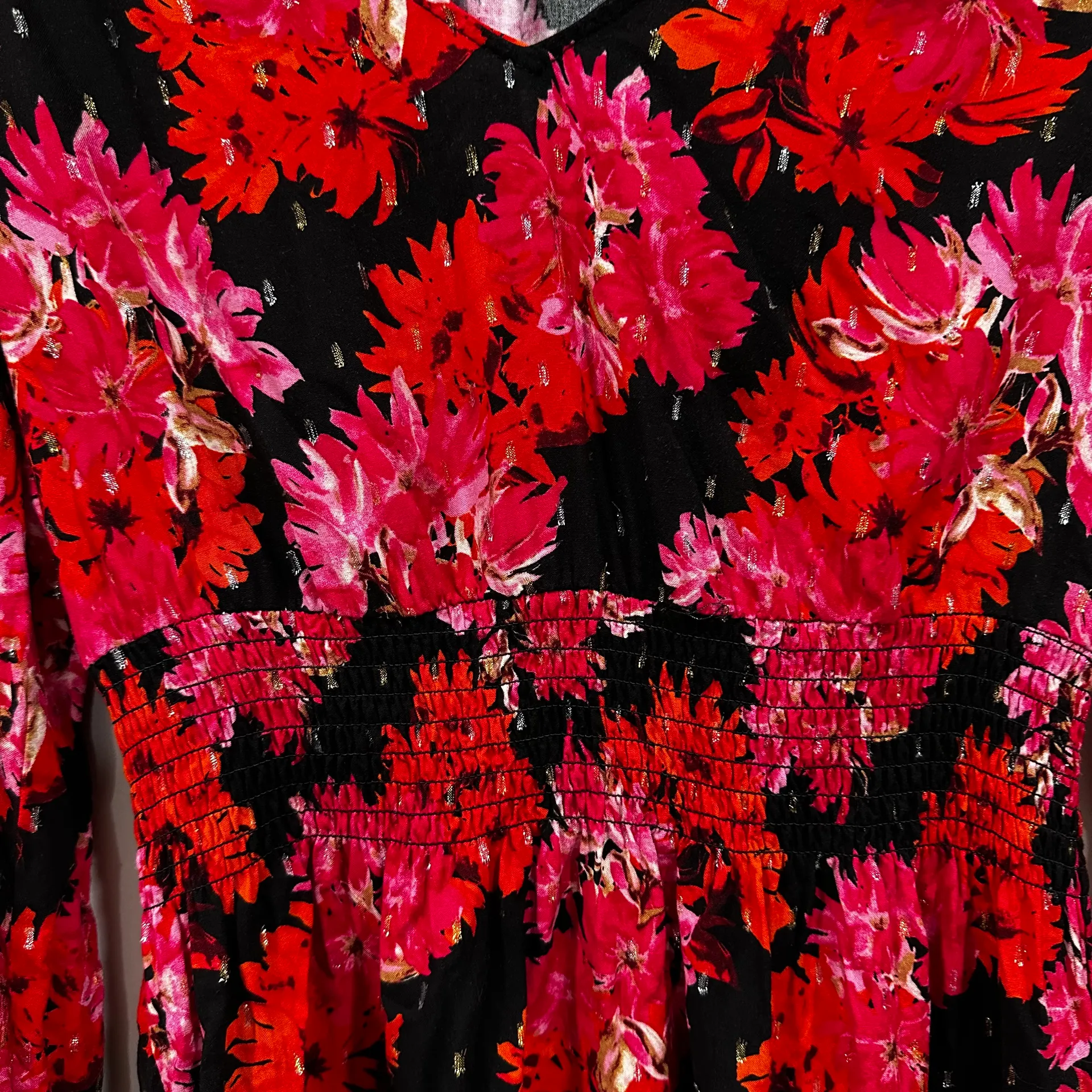 Rose & Olive Smocked Tunic Length Floral Blouse  Size XS - Image 4