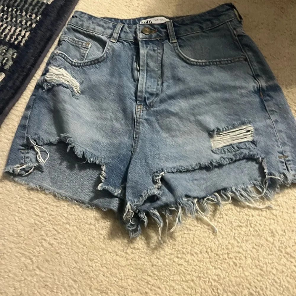 Zara denim shorts 4 - Image 3