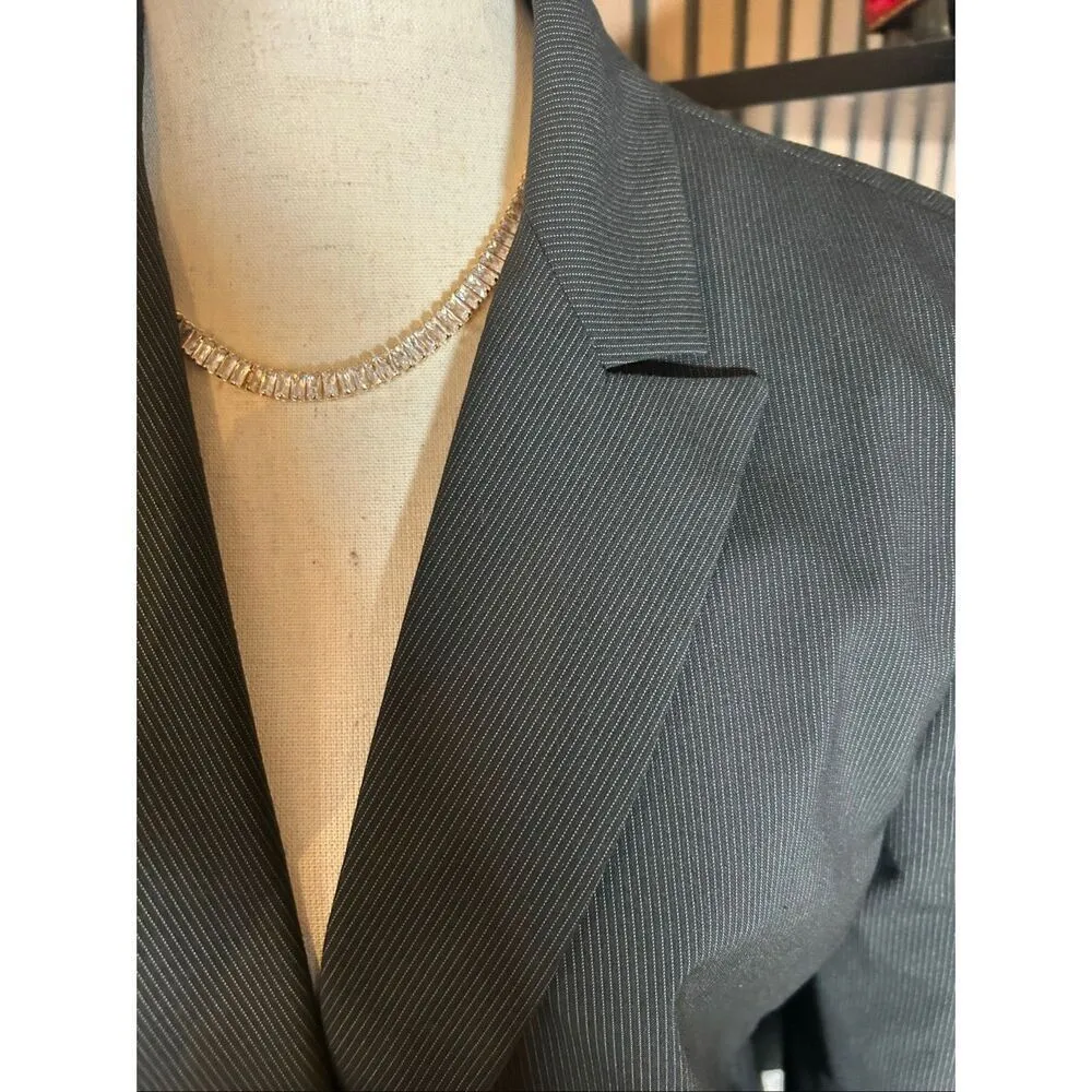 Express one button blazer size 6 black with gray little stripes office attire - Image 3