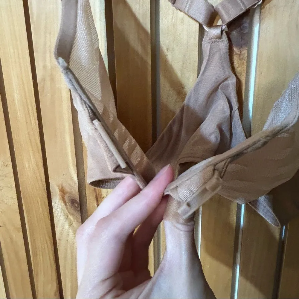 Wacoal Elevated Allure Front Close Underwire Bra in Roebuck Size 40C - Image 9