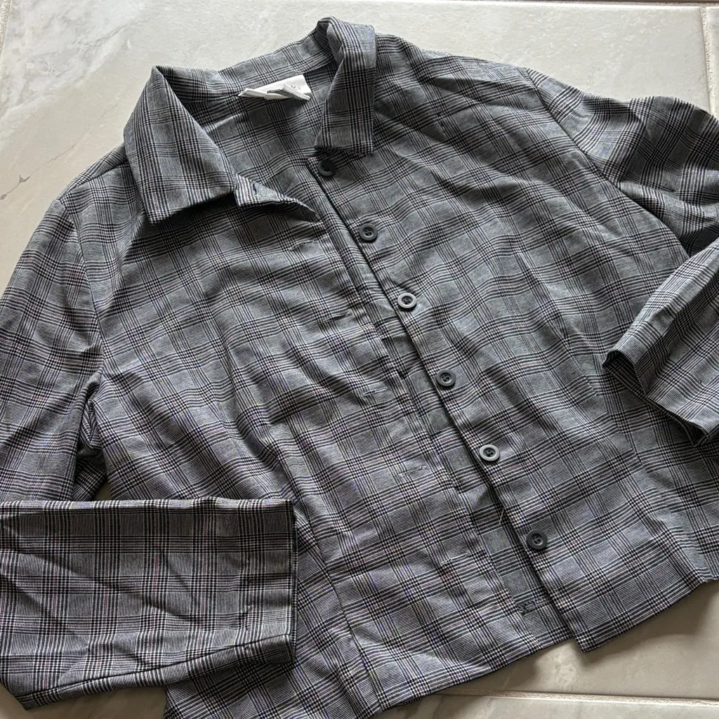 Chadwicks Black and White Plaid Blouse - Image 3