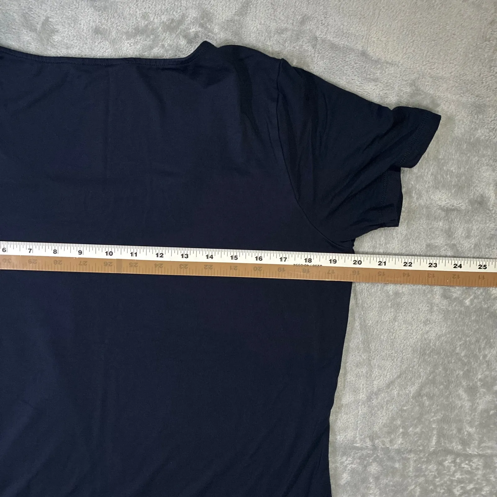 Brooks Brothers Red Fleece Navy Blue Scoop Neck T Shirt Women's L Rayon Blend Size L - Image 6