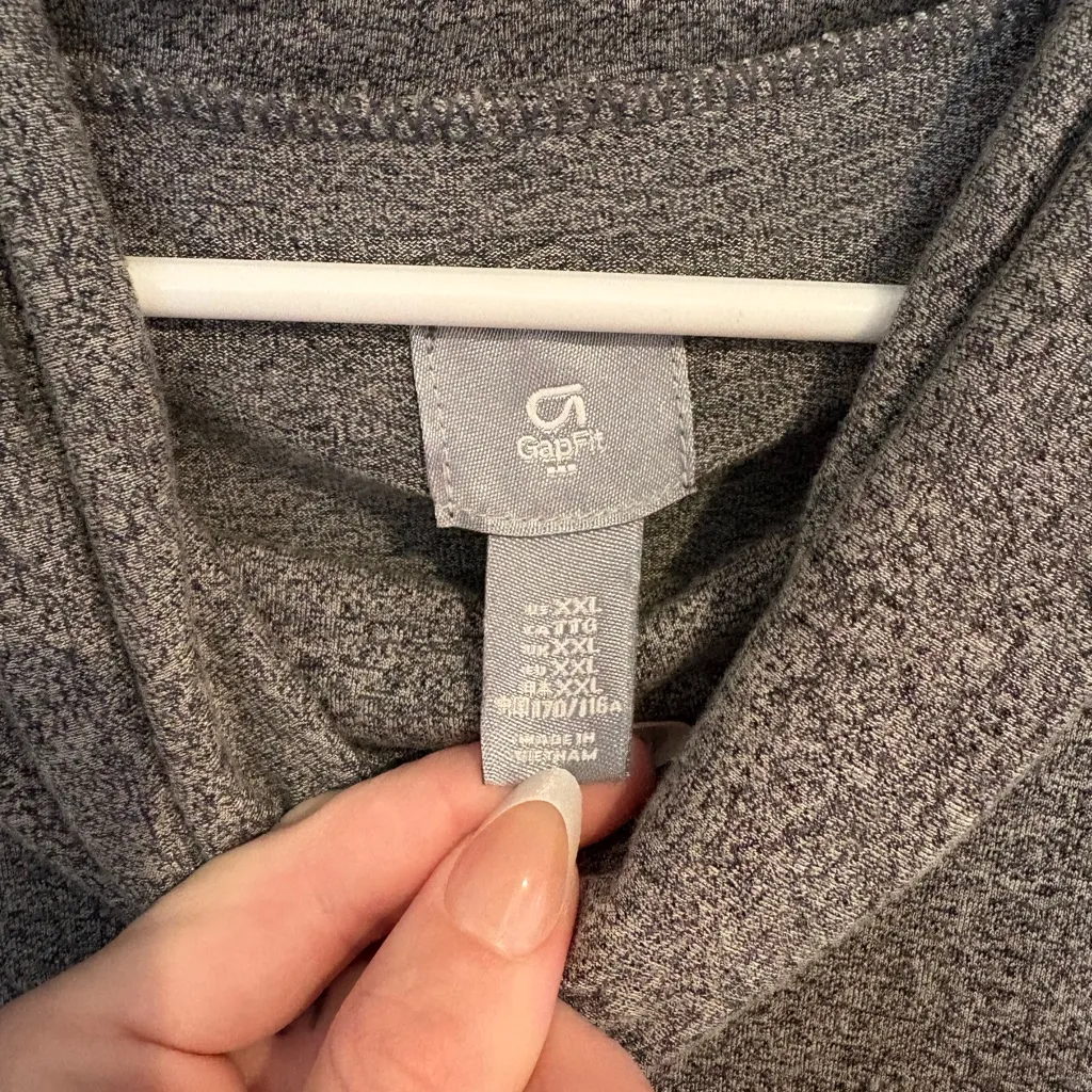 GAP Heather Gray Sweatshirt - Image 2