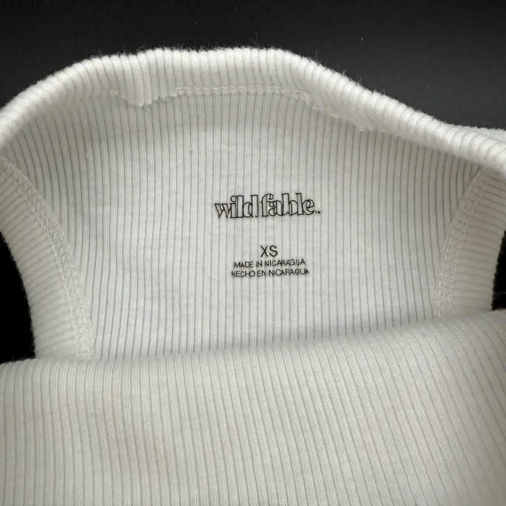 Size XS Wild Fable White Ribbed Tight Snug Fitting Racerback Tank Top EUC - Image 4