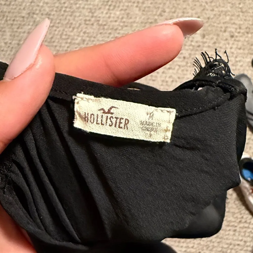 Hollister Black Lace Romper Shorts- Size Medium - Image 14