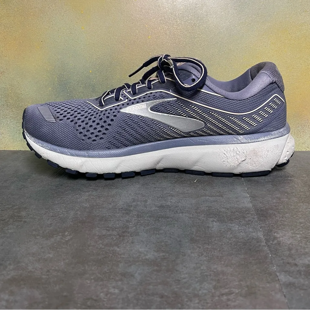 Brooks Ghost 12 Women's Gray Running Shoes Size 8.5B - Image 12