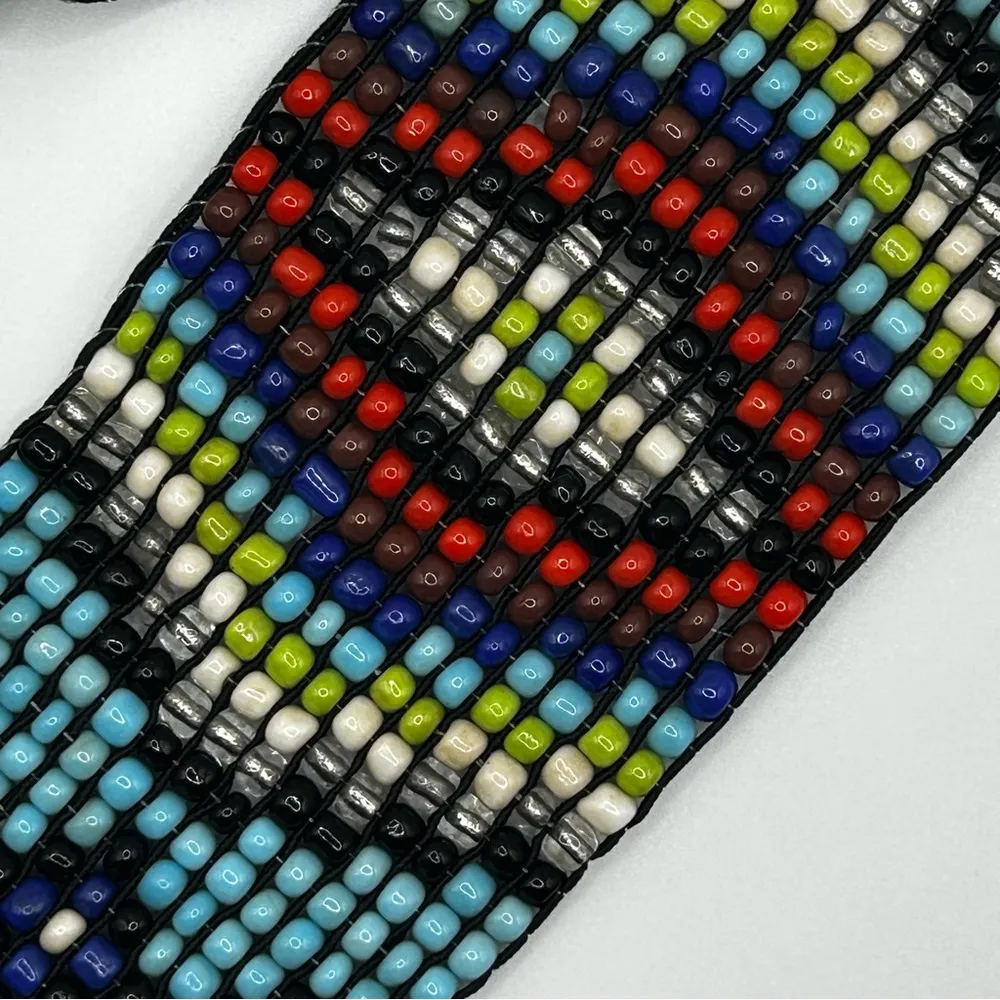 Southwest Design Beaded Stretch Pull - Image 4