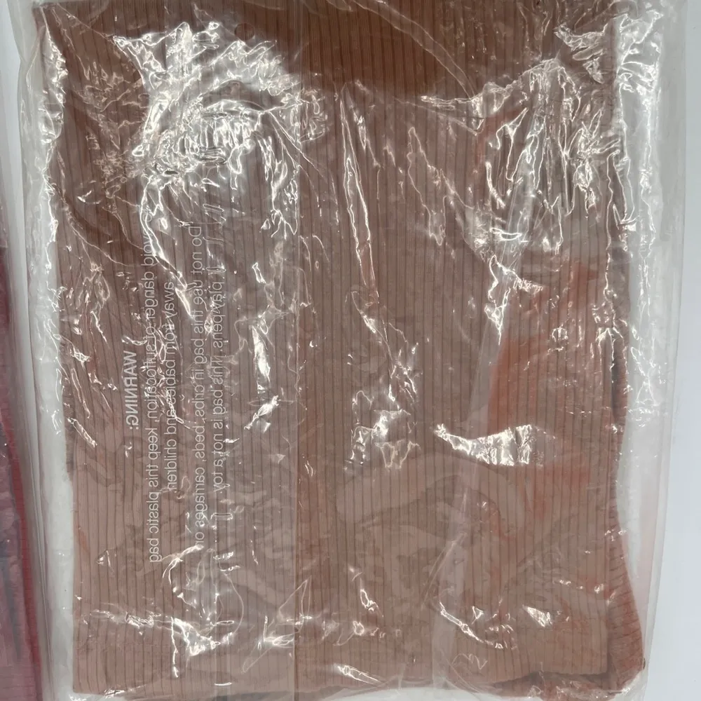 LETT Ventura Top In Camel Size Medium NWT Tan - Image 4