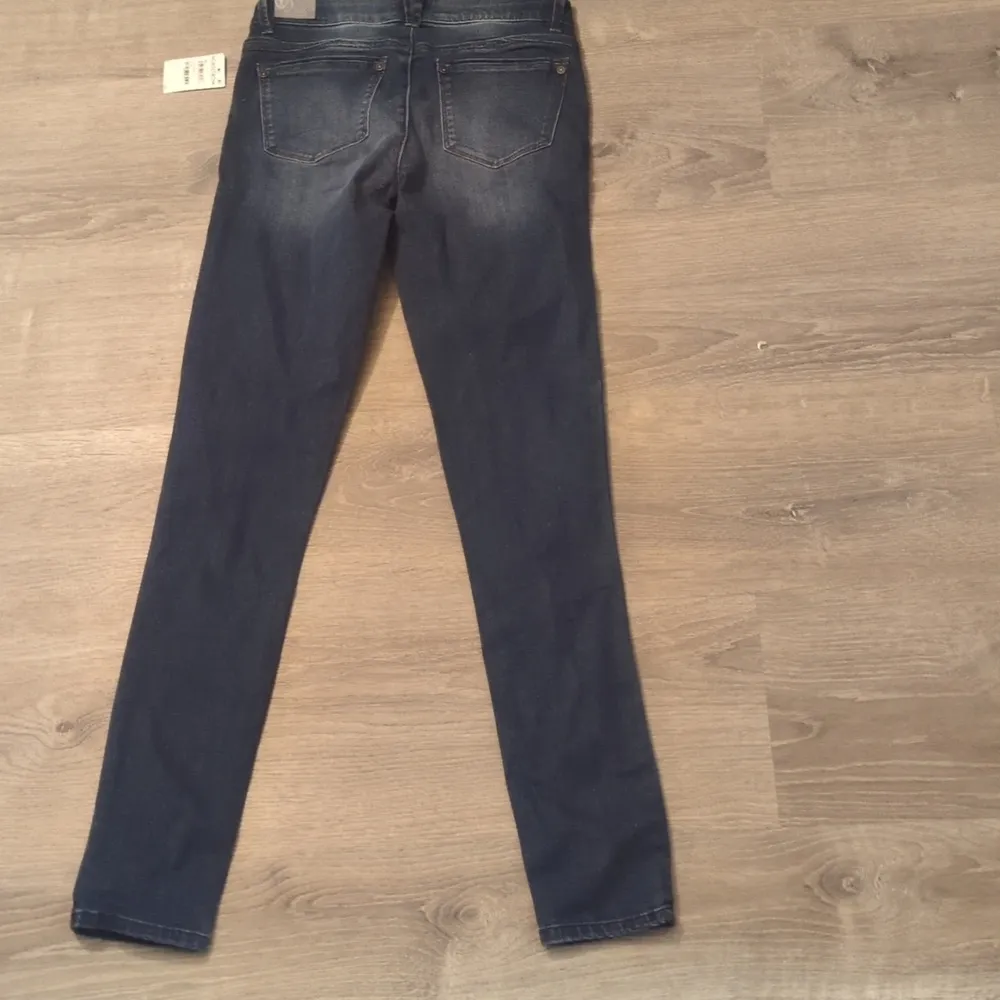 Wit & wisdom ab solution ankle length jeans size 2 Blue - Image 7