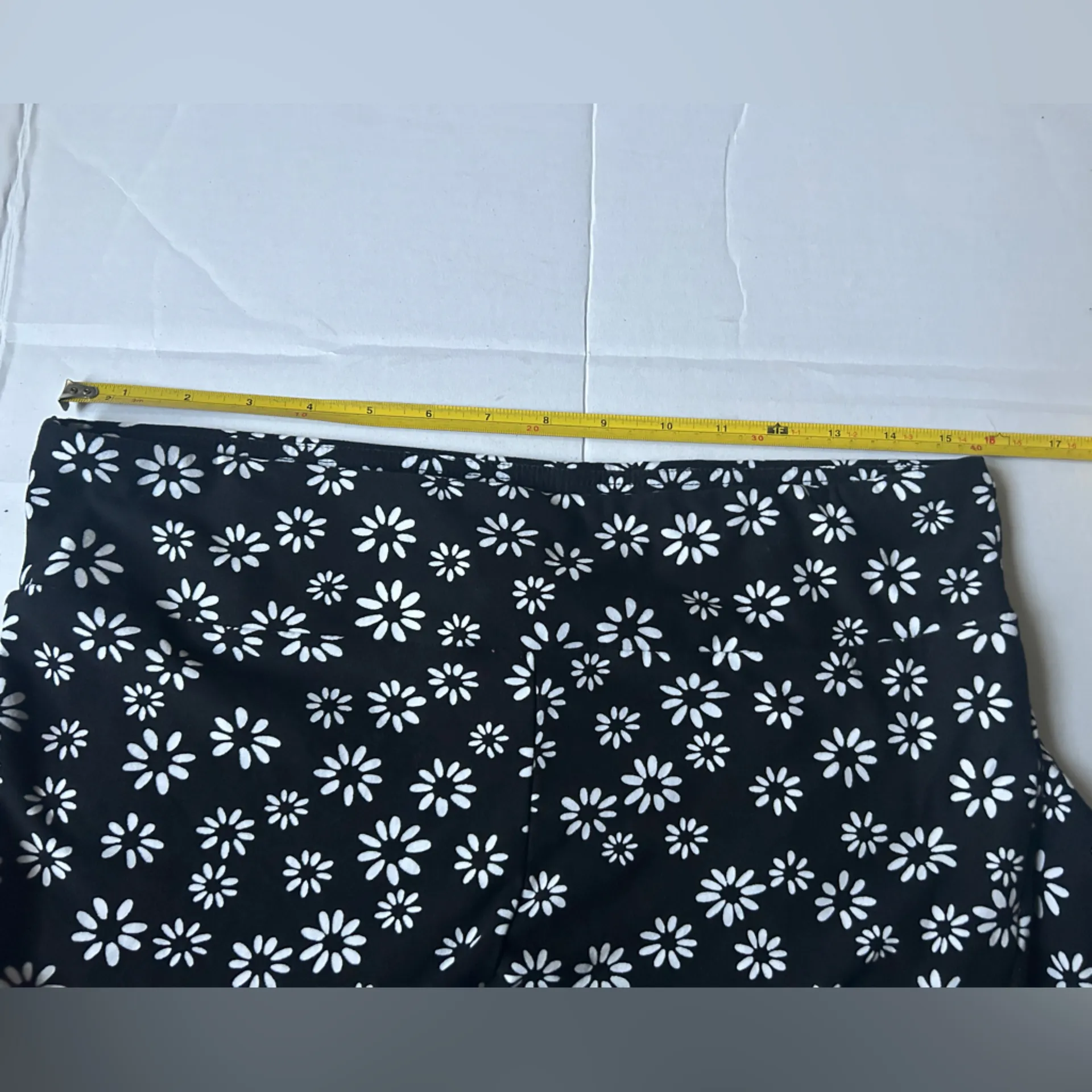 NoBo Black and white flower print flare leggings XL - Image 5