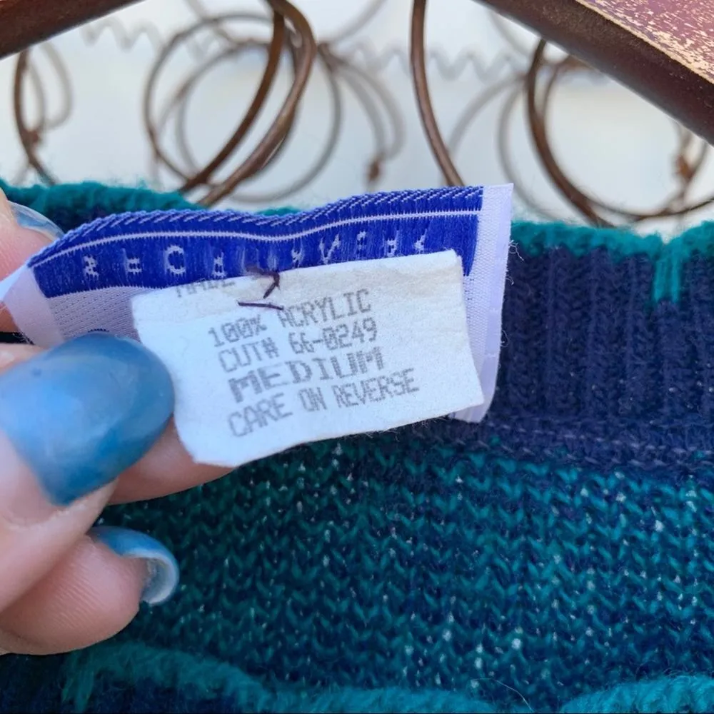 Vintage 90s Cape Cod filigree teal blue sweater Size M - Image 4