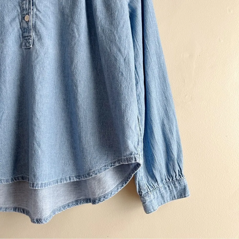 Madewell • Denim Shirred Popover Top in Emmie Light Blue Wash, Size XS‎ - Image 7