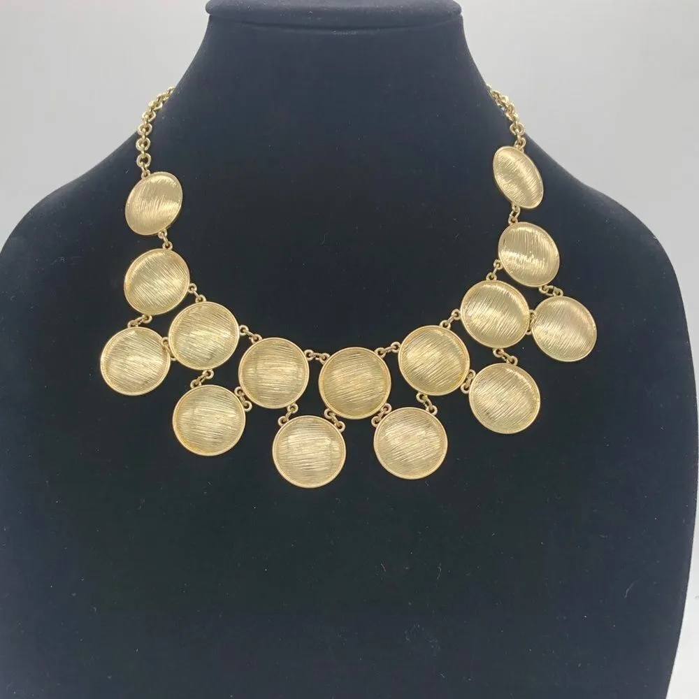 Anna & Ava Medallion Statement Necklace Gold - Image 4