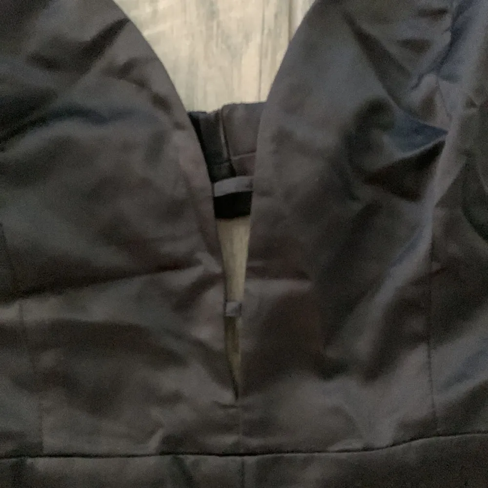 Dynamite bare wide leg satin jumpsuit - Image 3