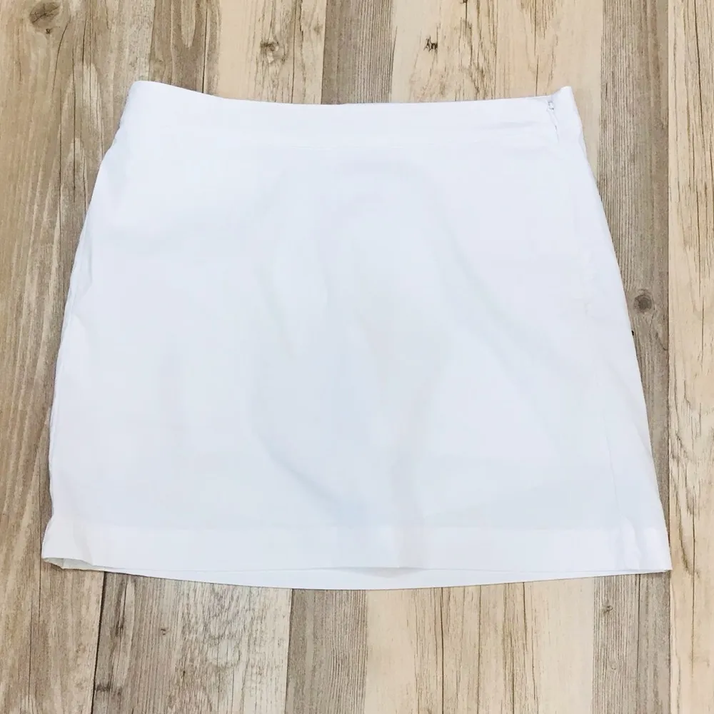 J. Crew White Active skort Size Medium Tennis Country Club sz 6 - Image 5