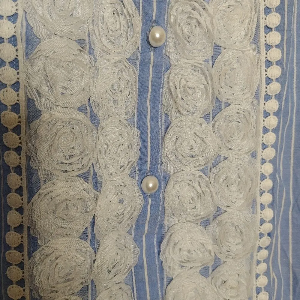 LL Bean Size Large White Blue Long Sleeve Pearl Button Top Stripes Frilly Rose - Image 9
