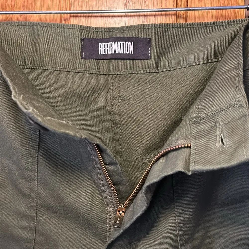 Reformation Pants - Olive Green with Button Back Pockets, Womens Size 26 - Image 2