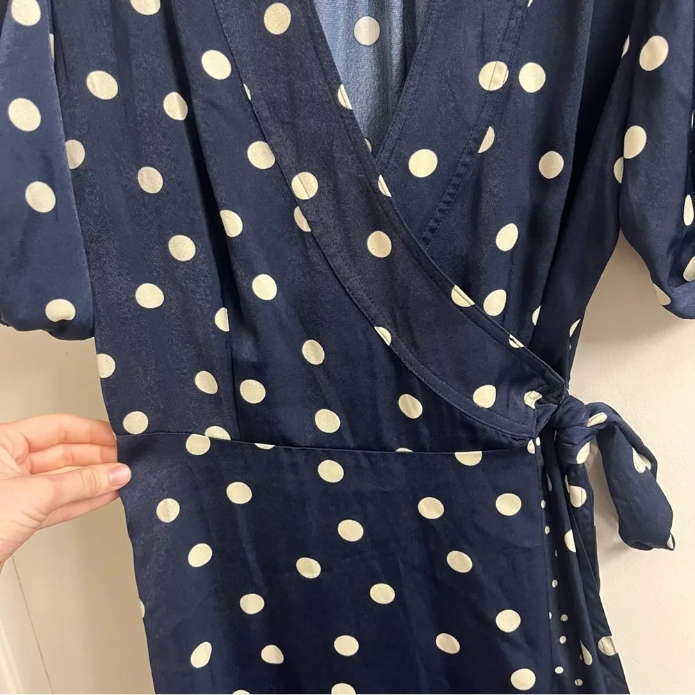 Summersalt The Silky Luxe Puff Sleeve Beach to Brunch Wrap Dress Size 8 - Image 5