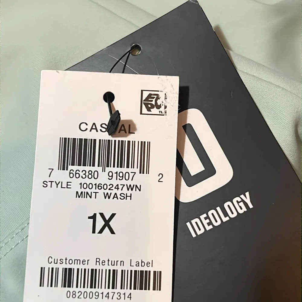 ID Ideology Techy Drawstring-Hood Hoodie, Mint Wash Plus Size 1X New w/Tag - Image 6