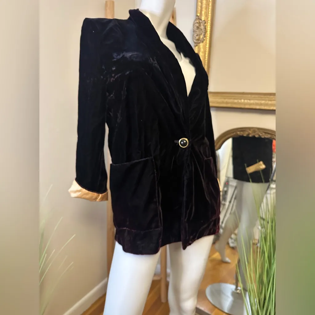 KENSINGTON SQUARE Vintage Burgundy/Black Velvet Blazer Gold Satin Cuffs Black Size undefined - Image 2