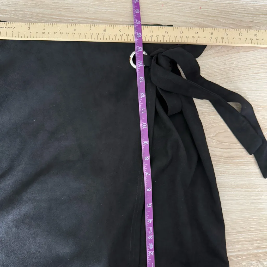 Simplee Medium NEW Black Mini Skirt Slit Cut Side Tie - Image 8