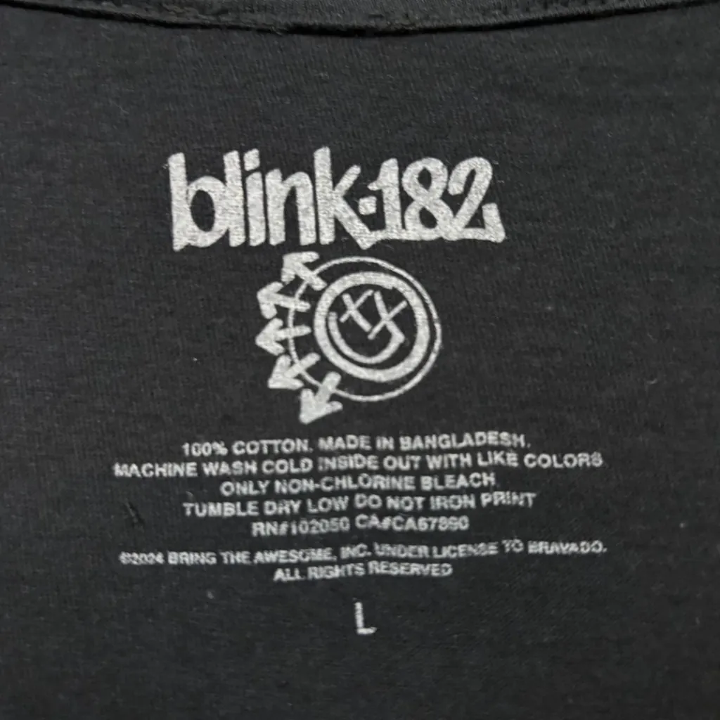 Blink-182 One More Time Punk Rock Band T-Shirt Size Large - Image 4