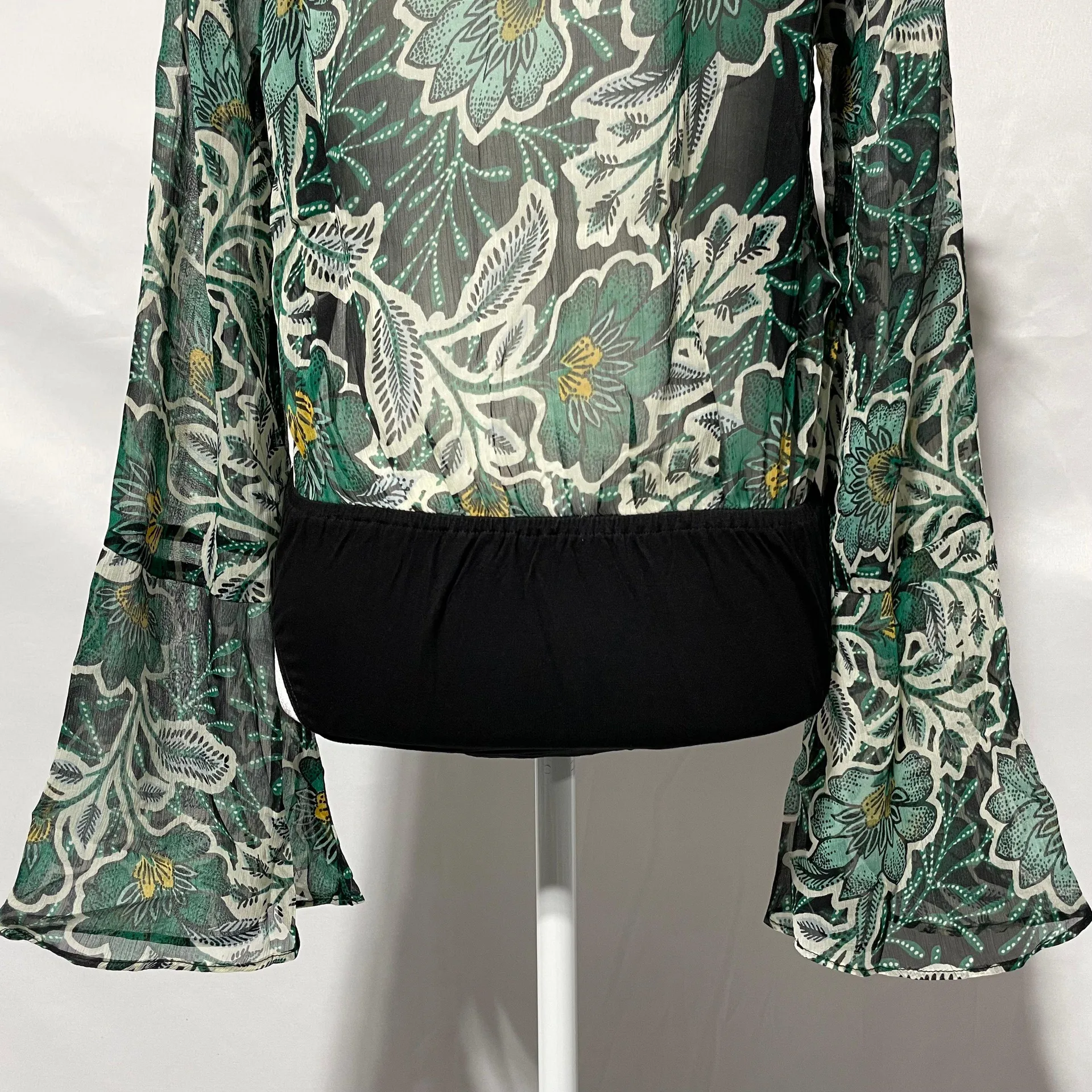 New  Floral Flare Long Sleeve Bodysuit Black Emerald Size Medium - Image 16