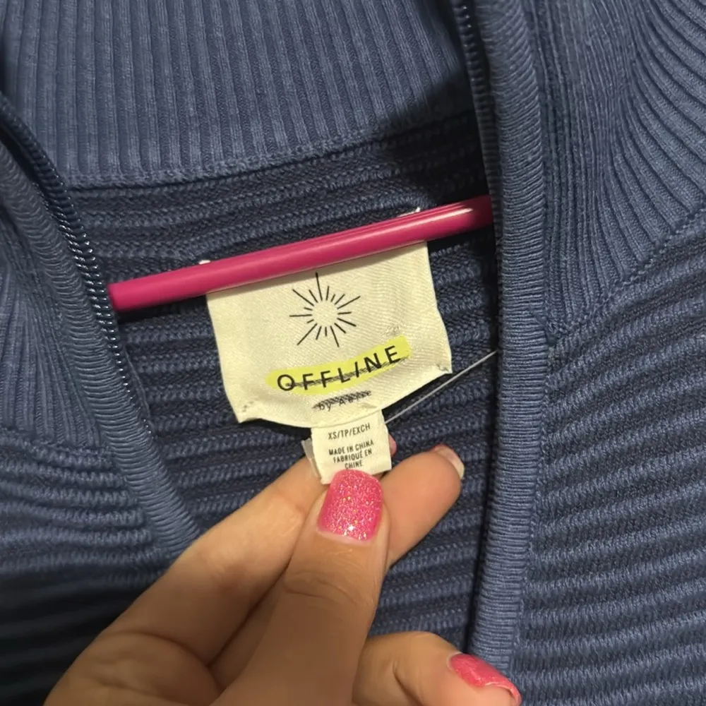 Aerie  crew - Image 4